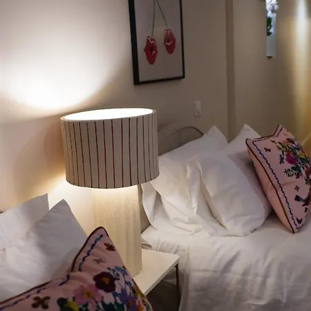 Vendome Parisian Elegance With A Patio Apartamento *