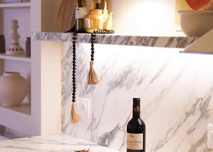 Parisian Elegance - Place Vendome * باريس